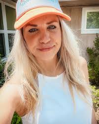 Jeri Austin's Instagram, Twitter & Facebook