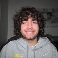 100+ perfiles de «Pool»