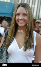 Pearl amanda hi-res stock photography and images