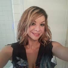 Amber Weissinger's Instagram, Twitter & Facebook