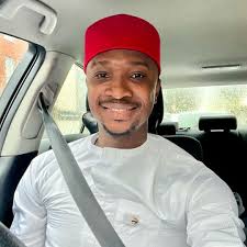 Bia oooo Zenco house carried where Helicopter will land ontop roof.....the  house come look like Michael Jackson Neverland