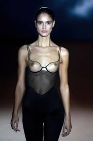 Claudia Martín (model) nue - Photos et vidéos - ImperiodeFamosas