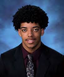 Robert Knaub's Instagram, Twitter & Facebook