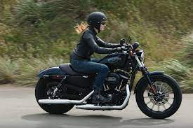 Motorcycle Maniac 2012 Harley Davidson Sportster Iron 883 Chapmoto Com