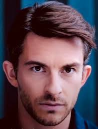 rolls my gorgeous brown eyes*