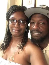 Another class 82 married couple