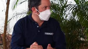 El estatuto temporal de protección para migrantes venezolanos anunciado por colombia busca regularizar la situación de estas personas en países que habían creado estatutos especiales para venezolanos, como perú y ecuador, éstos se fueron restringiendo ante las presiones políticas y la. Video Director De Migracion Colombia Resuelve Dudas Sobre El Estatuto Temporal De Proteccion Frontera