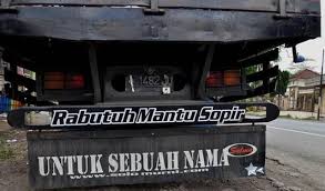 May 31, 2021 · mereka mengirimkan truk protes, yang fotonya disebar di media sosial. 15 Tulisan Lucu Bahasa Jawa Di Truk Ini Bikin Ketawa Truk Lucu Bak