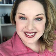 We're one month in to the Year of Color! @senegence has promised to launch  or re-launch 100+ shades of our color cosmetics this year, including  LipSense, ShadowSense, BlushSense and more! Throughout the