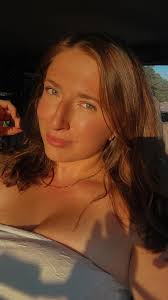 Ugh I wish TLC would stop making these shows about obese ppl. No hate.  They're just so boring to watch. Idc about 600lb life, or 1000lbs sisters.  They need to come up