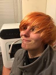 Hi I hate making these posts but my name Max 26 yr old non binary freelance  artist looking for somewhere to live in Falmouth preferably starting in  June/July. I like going to