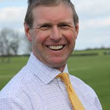 Cancer survivor Phil Oakley completes Sahara expedition