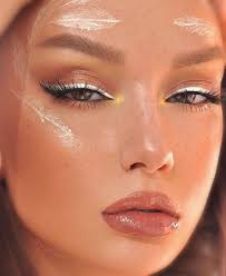 The White Eyeliner Makeup Trend Is A Must Try This Summer No Eyeliner Makeup White Eyeliner Makeup White Eyeliner