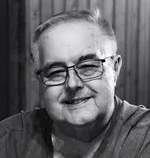 Eric Nightingale's Instagram, Twitter & Facebook