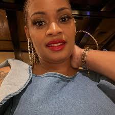 Clarissa Gates's Instagram, Twitter & Facebook