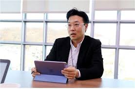 문희수(文熙秀, 1965년 3월 15일 ~ )는 전 kbo 리그 해태 타이거즈의 투수이자 해태타이거즈의 전성기시절 선발진의 한 축을 맡았던 '3차전의 사나이'이자 광주일고 3학년이던 1983년 전국대회 3관왕의 주축. äººì‚¬ì´íŠ¸ ê¹€ì¤€í™˜ í'¹tv ëŒ€í'œ í'¹ Pooq Tv ë²„ì „ 3 0 ê³µê°œ ì „ìžì‹ ë¬¸
