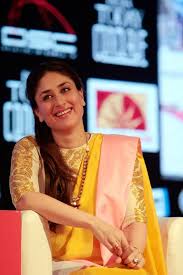 Kareena Kapoor At The India Today Conclave 2012 Kareena Kapoor Saree Kareena Kapoor Indian Bollywood Actress