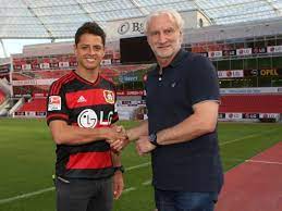 Javier chicharito hernandez can't stop scoring goals. Bayer Leverkusen Chicharito Schnappchen Mit Glamour Faktor Goal Com