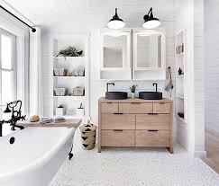 Bathroom Upgrade With Black Fixtures And Accents A Warm Wood Cabinet With White Walls An Renovation Salle De Bain Styles De Salles De Bain Idee Salle De Bain
