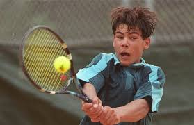 De bien pequeño se interesó por el deporte, practicando tanto fútbol como tenis. Rafa Nadal S First Atp Point