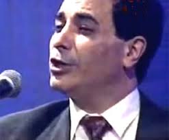 El cantor argentino Alfredo Sáez en un momento de una de sus actuaciones en televisión - alfredo-saez-tango-2-s300