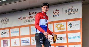 De alleskunner komt komende maandag al in actie om zijn olympisch droom uit te laten komen: Veldritkrant Be Nieuws Mathieu Van Der Poel Over Uitstel Olympische Spelen Begrijpelijke Beslissing