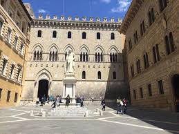 Banca Monte Dei Paschi Di Siena Italy Top Tips Before You Go Tripadvisor Siena Trip Advisor Street View