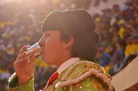 PERÚ TOROS: DETALLES DE JUAN CARLOS CUBAS EN LA FERIA DE CHALHUANCA 2012