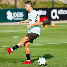 Check spelling or type a new query. Nike Mercurial Superfly Cr7 100 Tore Fussballschuhe Enthullt Debut Heute Gegen Frankreich Nur Fussball