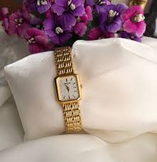 Fischer Vintage Altin Kaplama Orijinal Ve Sifir Calisir Durumda Vintage Vintagesaat Vintagewatch Saat Saatler Saat Accessories Square Watch Wood Watch