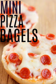 Mini Pizza Bagels Recipe Easy Lunch Or Dinner Recipe Pizza Bagels Mini Pizza Recipes