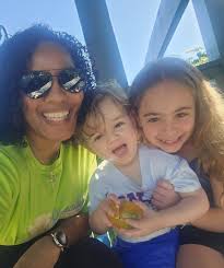 Paradise babysitting services in Turks and Caicos