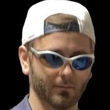 Aaron Levin (@AaronLevin429)