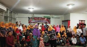 Cerita di bawah ini adalah pengalaman pribadiku. Klinik Mata Edc Group Berbagi Di Bulan Ramadan