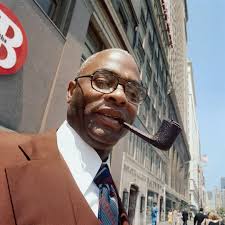 Lunchtime Lunchtime is a series of street portraits by Charles H. Traub,  made between 1977 and 1980 in Chicago, New York, and several European  cities. While teaching at Columbia College Chicago and