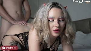 Flexy Lover Teen Blonde With Bright Makeup Gets A Perfect Fuck And Creampie  – On Stripchat - EPORNER