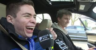 Autofanaten steken ongeneeslijk zieke Janis hart onder…