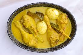 6 butir telur rebus 300 g tempe dipotong 1 saset desaku bubuk opor 3 gelas 750 ml santan sedang kentalnya. Inilah 5 Resep Opor Telur Untuk Menu Lebaran Umroh Com