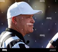 College football referee hi-res stock photography and images