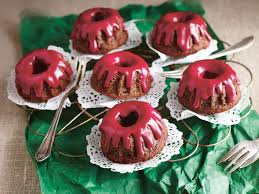 Mini Punsch Gugelhupfe Weihnachtsrezepte Rezepte Lebensmittel Essen