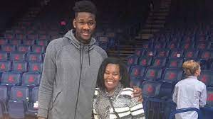 Deandre ayton was born on july 23, 1998 in nassau, bahamas. Andrea Ayton Deandre Ayton S Mother 5 Fast Facts Heavy Com