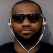 Kyle Albert's Instagram, Twitter & Facebook