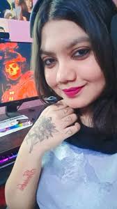 Finally some cosplay action! Geralt vs Ciri! A training situation 🐺⚔️ I've  always wanted to do some sword action scenes with my Witcher cosplay and  with my talented friends Vi-Dan and Stéphanie