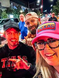 When you're walking back to your hotel after the game and you here a dude  chanting “USA USA” in the bike cart and you look and it's Tony Hinchcliffe  🤣 Our day