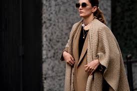La pensano così da amazon fashion, il reparto moda del colosso dell. Outfit Invernali I Look Per Quando Fa Freddo Vogue Italia