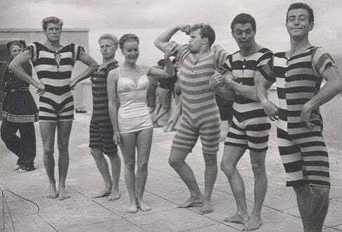 Bathing Suit Trends For 1920s - Swimwear Styles - Vintage-Retro
