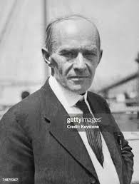 147.496 fotos e imágenes de alta resolución de Carl Person