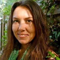 Alana Hendrickson's Instagram, Twitter & Facebook