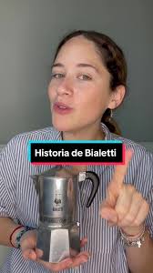 @bialetti.official soy tu fan #1 ☕️🩵 #bialetti #bialettimokaexpress  #mokapot #mokapotcoffee #cafe #historiadelcafe #datoscuriosos Mucha de la  info la conseguí de un video por @James Hoffmann