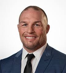 Paul Bradley's Instagram, Twitter & Facebook